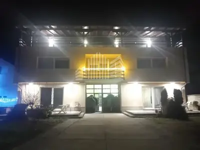 Dio kuće 250 m², Mraclin - stambeni ili poslovni prostor - 3