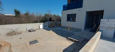 * Namješteno NOVO kuća sa bazenom u Šišanu * - 7