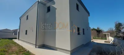 * Namješteno NOVO kuća sa bazenom u Šišanu * - 8