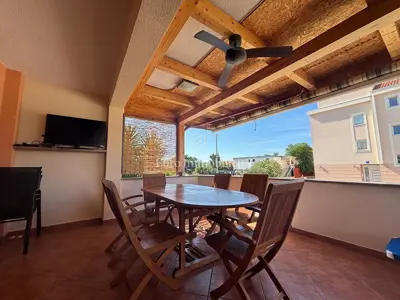 Stara Novalja - Apartment with a large terrace on the ground floor - 3