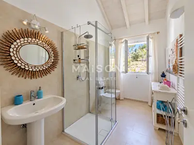 Seltenheit auf Brač Einzigartige Villa in erster Reihe zum Meer - 14