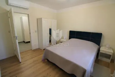 Nova kuća sa bazenom u okolici Labina - 11