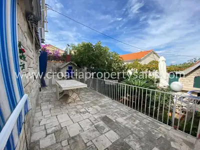 Kuća, Brač, 111 m², 380 000 € - 4
