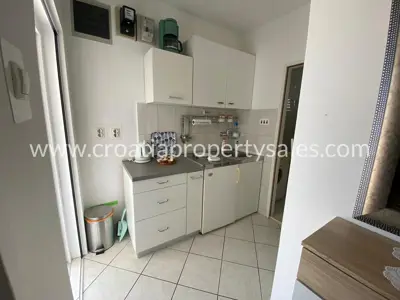 Kuća, Brač, 111 m², 380 000 € - 12