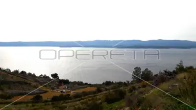 Zemljište 27 980 m², Bol na Braču, pogled na more i Hvar