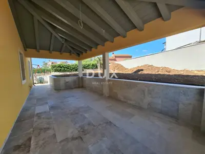 House 187 m², Bale - modern stone house - 11