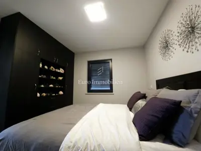Functional 2-room apartment with covered terrace - 18