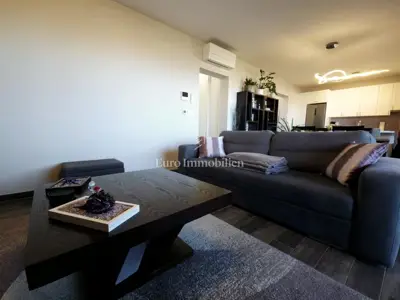 Functional 2-room apartment with covered terrace - 12