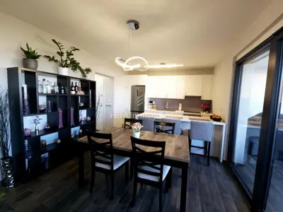 Functional 2-room apartment with covered terrace - 7