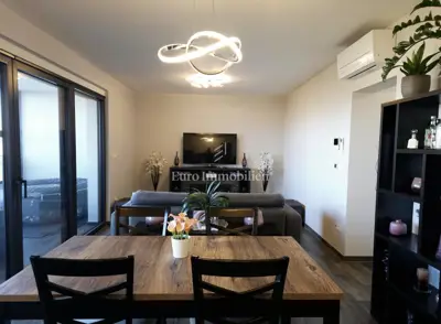 Functional 2-room apartment with covered terrace - 5