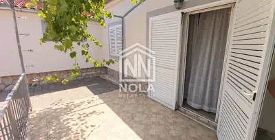 Kuća 234 m², Pirovac - 3 stana i 2 garaže - 13