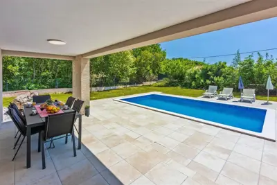 Haus 126 m², Labin - Neubau mit Pool - 12
