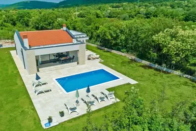 Haus 126 m², Labin - Neubau mit Pool