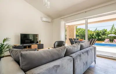 Haus 126 m², Labin - Neubau mit Pool - 16