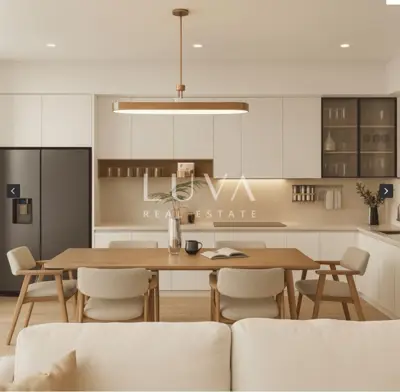 Wohnung 101 m², Kaštel Stari - 3 Balkone und teilweiser Meerblick
