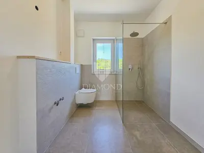 House 126 m², Umag - 3 bedrooms, terrace - 17