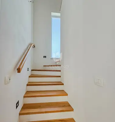 House 126 m², Umag - 3 bedrooms, terrace - 8