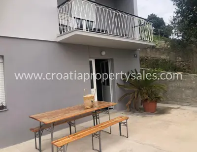 House 220 m², Ugljan near Zadar, 3 min to the sea - 2