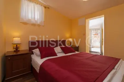 Kuće 322 m², Omiš - uhodan turistički najam - 15