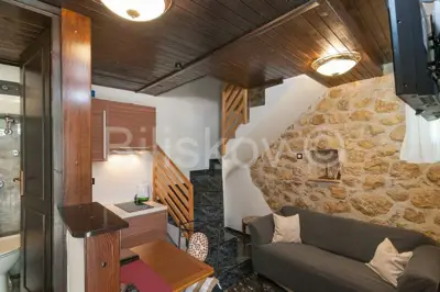 Kuće 322 m², Omiš - uhodan turistički najam - 5