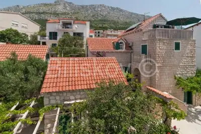 Kuće 322 m², Omiš - uhodan turistički najam - 21