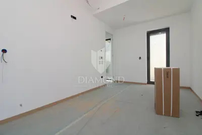Villa 270 m², Kršan Umgebung, beheizter Pool - 8
