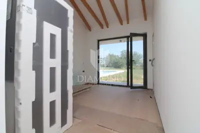 Villa 270 m², Kršan Umgebung, beheizter Pool - 17