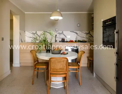 Kuća 106 m², Trogir - 1. red do mora i otvoren pogled - 7