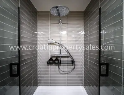 Kuća 106 m², Trogir - 1. red do mora i otvoren pogled - 6