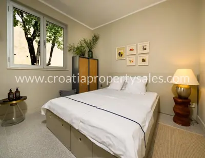 Kuća 106 m², Trogir - 1. red do mora i otvoren pogled - 4