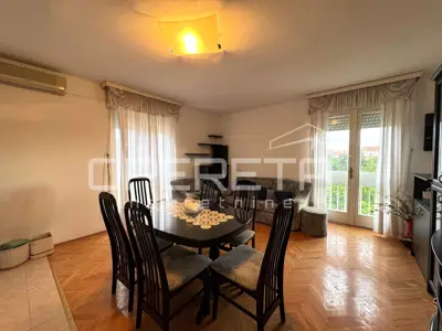 Wohnung 66 m², Trogir - Zentrum, in der Nähe der Uferpromenade