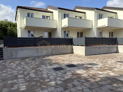 Haus zum Kauf in Škurinje, 90 m² - 2