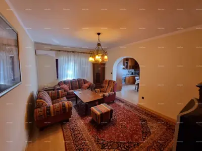 Kuća 460 m², Medulin - 4 stana i okućnica - 22