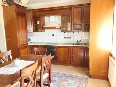 Kuća 460 m², Medulin - 4 stana i okućnica - 13