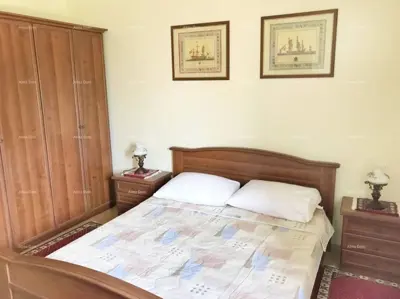 Kuća 460 m², Medulin - 4 stana i okućnica - 14