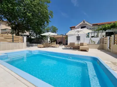 Doppelhaushälfte 74 m², Krk - Pool und gepflegter Garten - 2