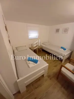 Doppelhaushälfte 74 m², Krk - Pool und gepflegter Garten - 20
