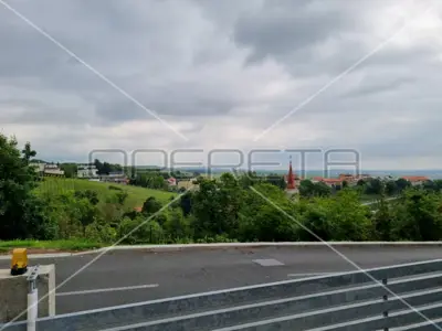 Gewerbeimmobilie zur Miete in Remete, 80 m² - 7