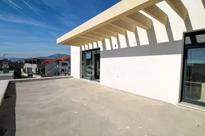 Villa 442 m², Kaštel Lukšić - ruhige Wohnlage - 19