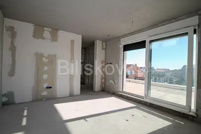 Villa 442 m², Kaštel Lukšić - ruhige Wohnlage - 17