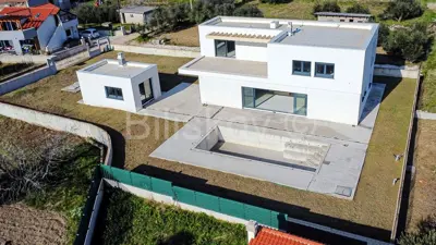 Vila 442 m², Kaštel Lukšić - mirna rezidencijalna lokacija - 4