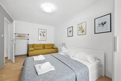 Kamena kuća 170 m², Marčana - bazen i terasa - 13