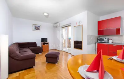 Malinska, Krk, Apartment mit Meerblick