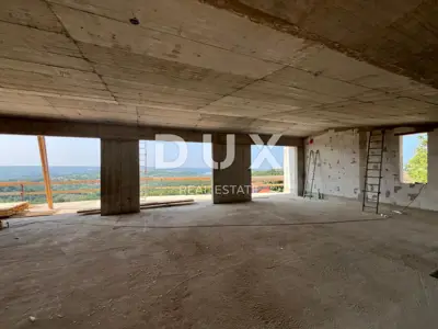 Villa 277 m², Krasica - Panoramablick und Pool - 16
