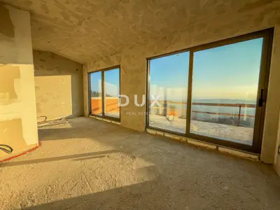Villa 277 m², Krasica - Panoramablick und Pool - 3