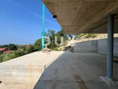 Villa 277 m², Krasica - Panoramablick und Pool - 19