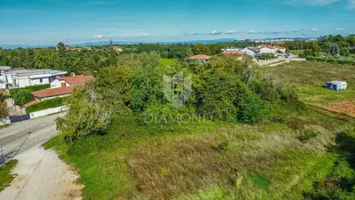 Land 2,471 m², Umag surroundings - investment potential - 7