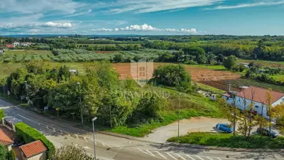 Land 2,471 m², Umag surroundings - investment potential - 3