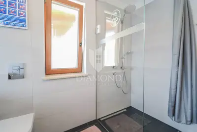 Haus 203 m², Novigrad - Pool und Privatsphäre - 14