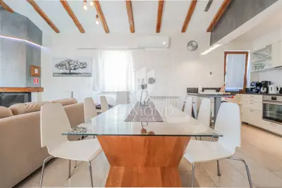 Haus 203 m², Novigrad - Pool und Privatsphäre - 3
